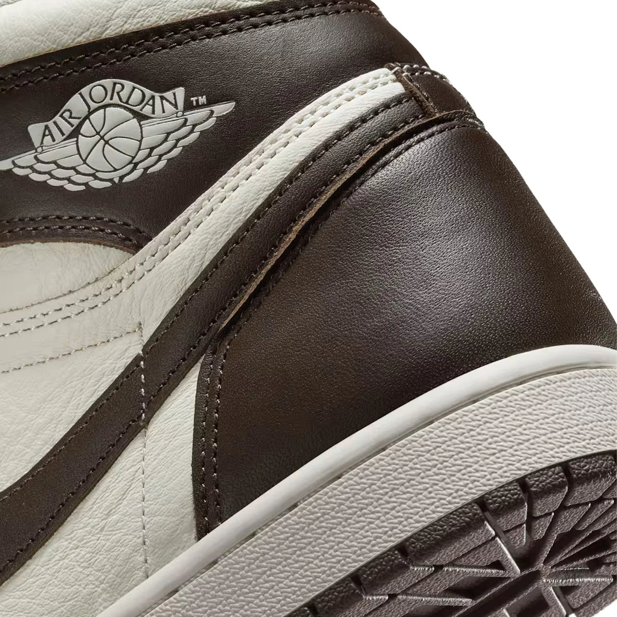 Air Jordan 1 Retro High OG 'Light Madder Root' Women's (2025)