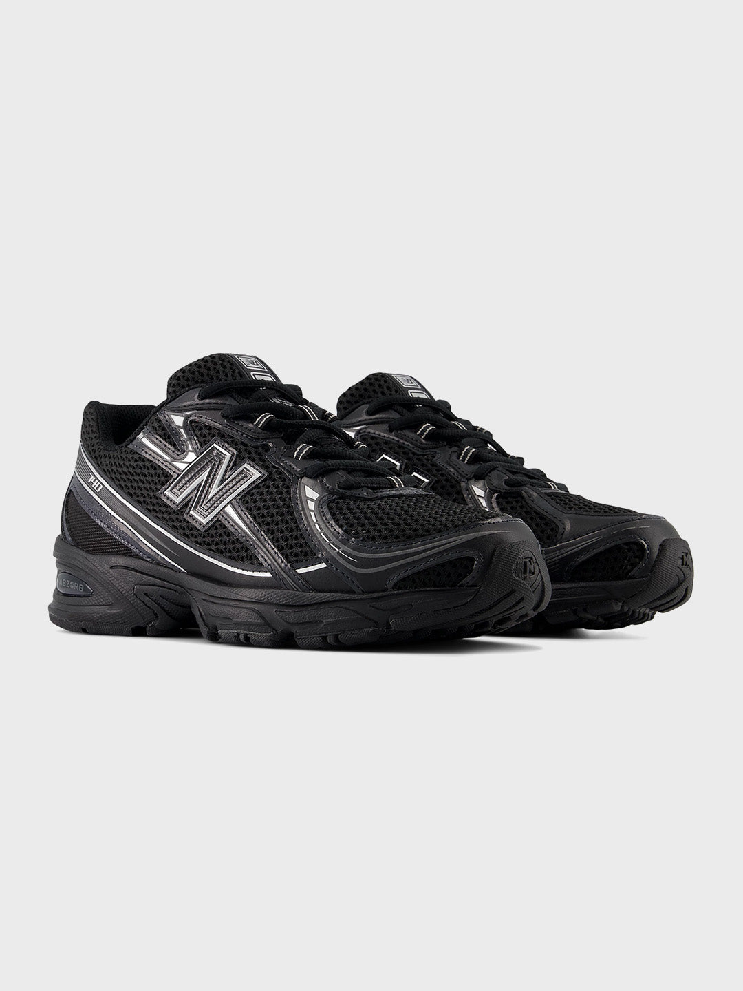 New Balance 740 Sneakers | Black/Silver Metallic